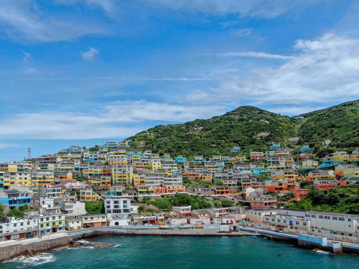 greensign0921's tweet photo. [Did you know that Xiaozhi is a lovely fishing town Check out its vibrant seafood markets and coastal views here!]， https://t.co/UQKzKFyFpa