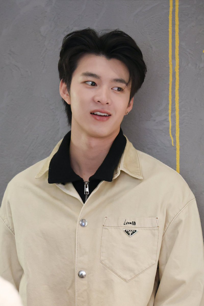 Swanya_J's tweet photo. มอนิ่งคับมีน ขอให้เป็นวันสบายๆจะทำอะไรขอให้ราบรื่นสดใส
มีความสุขมีรอยยิ้มเสมอส่งกำลังใจให้นะคับ 🐺🌙✨

#Meennicha8
#มีนนิชคุณ https://t.co/ETQORaB1NG