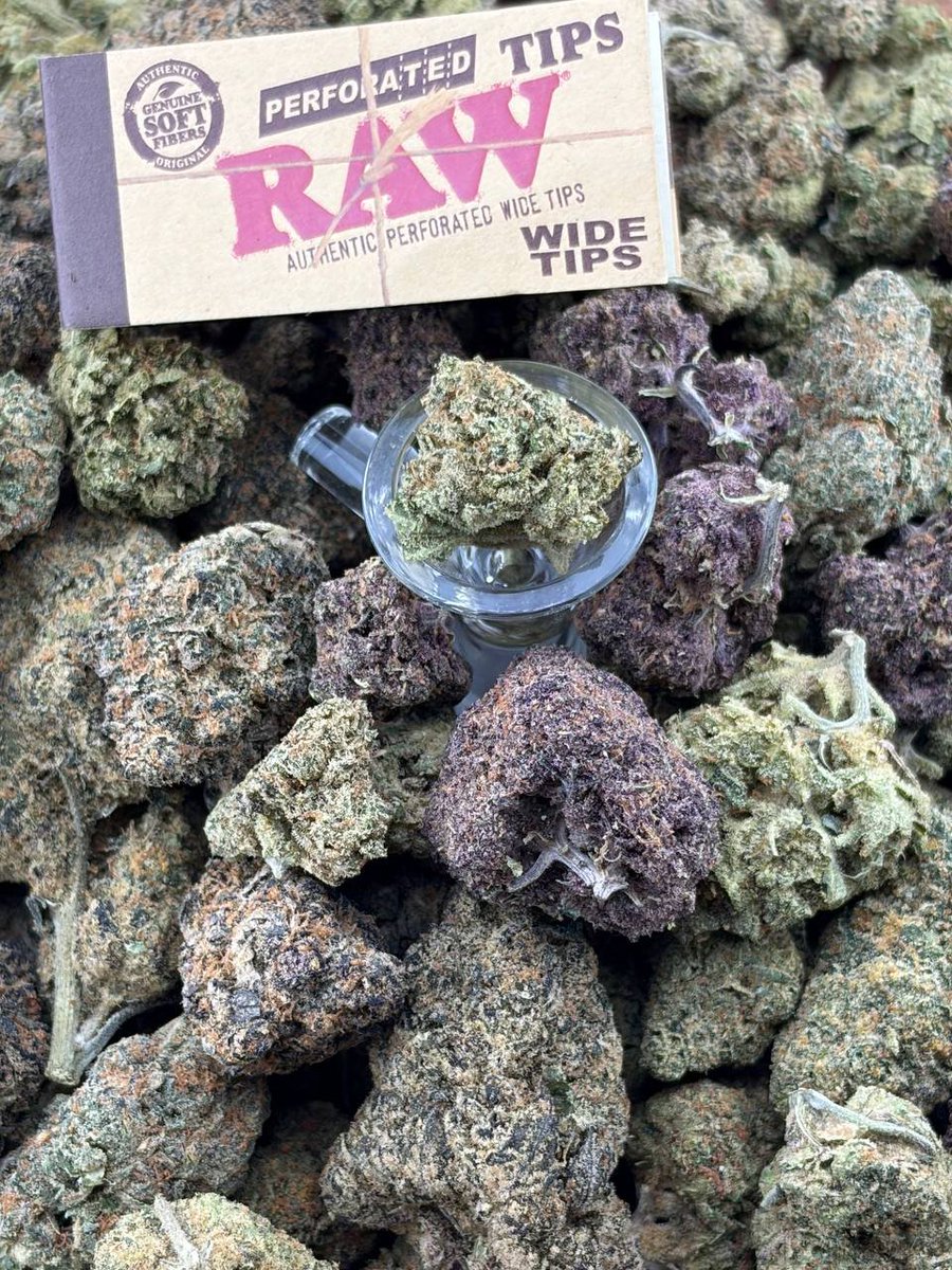 weed420nb420's tweet photo. 🎁国庆小长假抽奖🎁
中国人能飞～
中国人能飞～
🔁转发参加抽奖10.7号开奖
选3位粉丝送10g礼包 
♡♡活动款式以下随机♡♡
OGkush 白松露 superboof
迈阿密 大猩猩胶水

活动城市:
#天津 #上海
#成都 #重庆 #昆明 
#贵阳 
#广州 #深圳 #珠海 #佛山  #湛江 #汕尾 
#南宁 
#杭州 #宁波 #义乌
#南京 #苏州 #无锡
#福州 #厦门 #泉州 
#长沙 
#九江 #南昌 #上饶
#郑州 #洛阳
#济南 #青岛 #潍坊 #烟台
#石家庄  #邯郸 #廊坊 
#西安 #榆林
#三亚 
#合肥  
#太原 
#呼和浩特