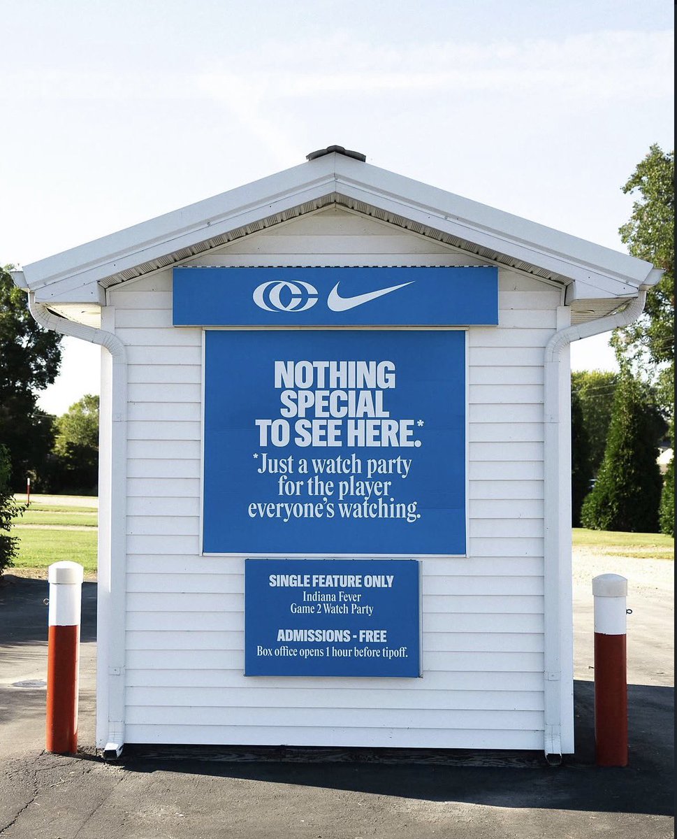 caitlinclarksty's tweet photo. Nike went all out for their Caitlin 1 drive-in playoffs watch party event 😮🎇 https://t.co/bkFxOvF622