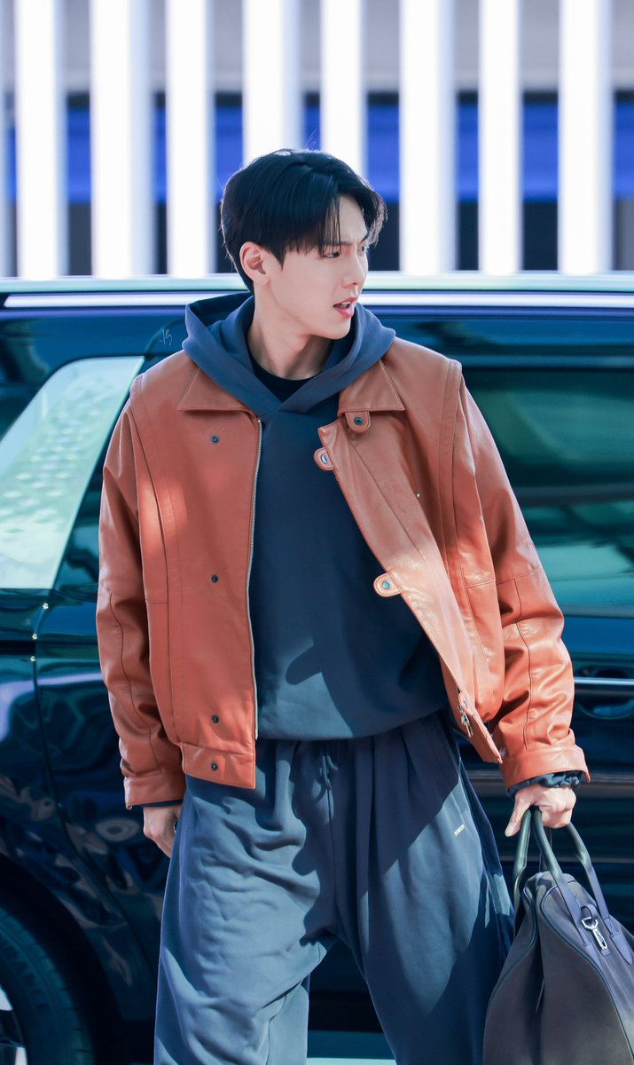 HWAI_SHOW's tweet photo. 260930 인천출국
잘갔다왕👋
#셔누 #몬스타엑스 #SHOWNU #MONSTA_X #MONSTAX https://t.co/o3DnjcVaJQ