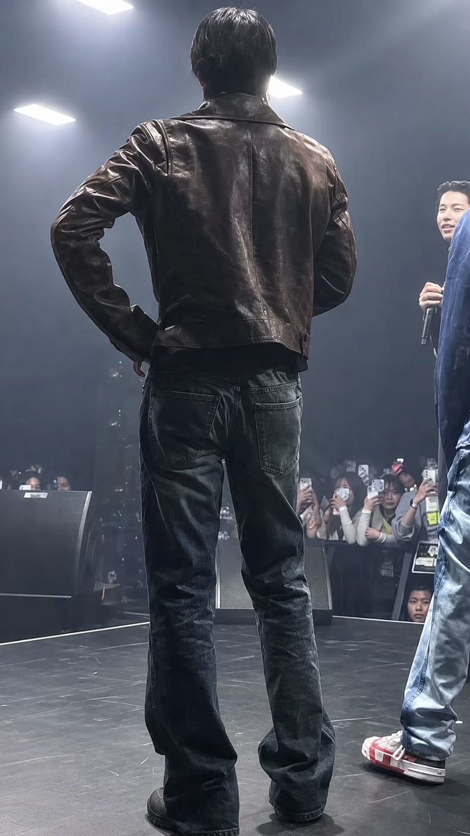 rrrrrrrta77's tweet photo. 182cm 가장 아름다운 키라고 생각합니다 https://t.co/g8QrgynnV1