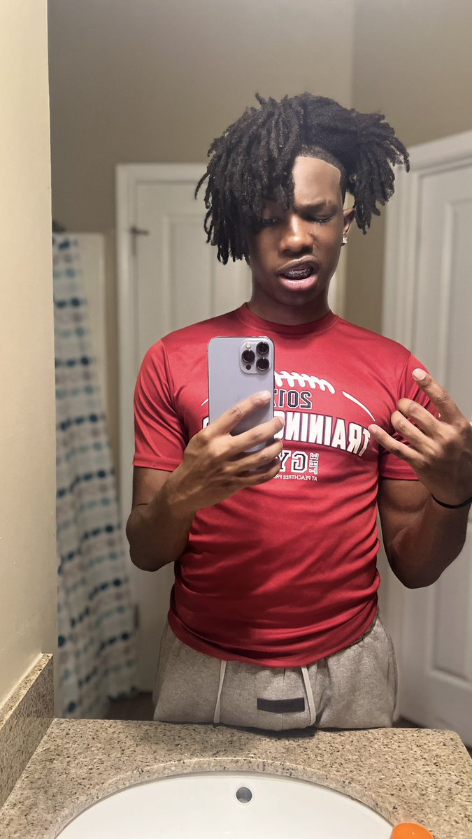 user00xmxn's tweet photo. sum xtras🦇 #atl #atlfreaks #atlanta https://t.co/goe708PjiV