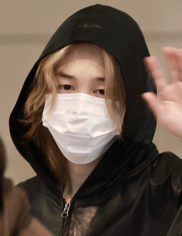 jiminourdiva's tweet photo. Face card                                         Body tea https://t.co/UgKHv16byA