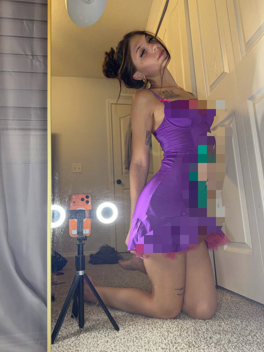 hannahmtolbert's tweet photo. goodnight  🥰😝🔗✨ check out my link and send me a message 

https://t.co/eZ76osAwMm

https://t.co/eZ76osAwMm

https://t.co/eZ76osAwMm

#explore #tease #OFmodel #linksinbio #OnlyFans #summerbody #brunettehair #naughty #submissive #feetfetısh #OnlyFansTeaser #feetworshi̇p #petite https://t.co/KtuI5TDXBp