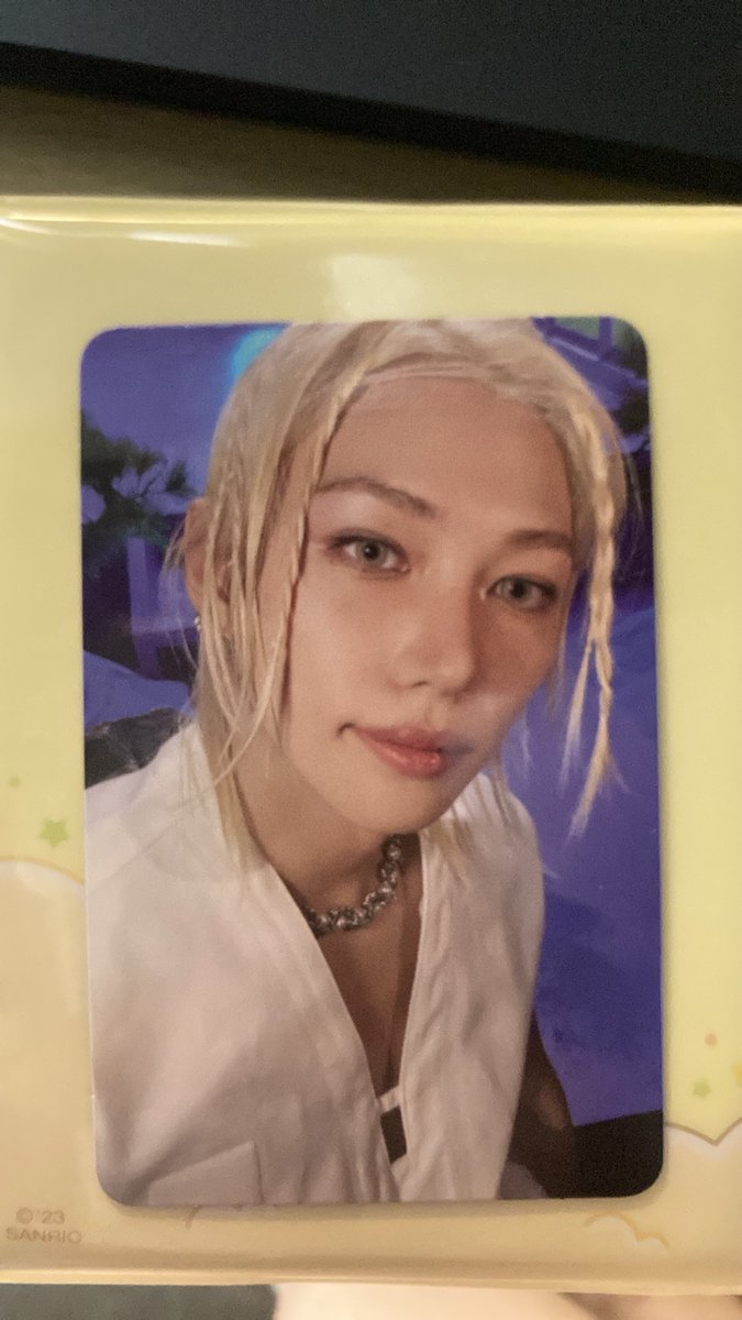 El_Ck23's tweet photo. stray kidsスキズTHIS＆THAT封入トレカ交換

【譲】画像：フィリックス🐣(truck ver)

【求】同種 アイエン🦊 or ヒョンジン🦙のどちらか

郵送希望です。
当方初心者の為、DMでの念入りのやり取りをお願い致します🙇

画像1➡️譲カード
画像2➡️同種参考画像 https://t.co/qez0SahGtH