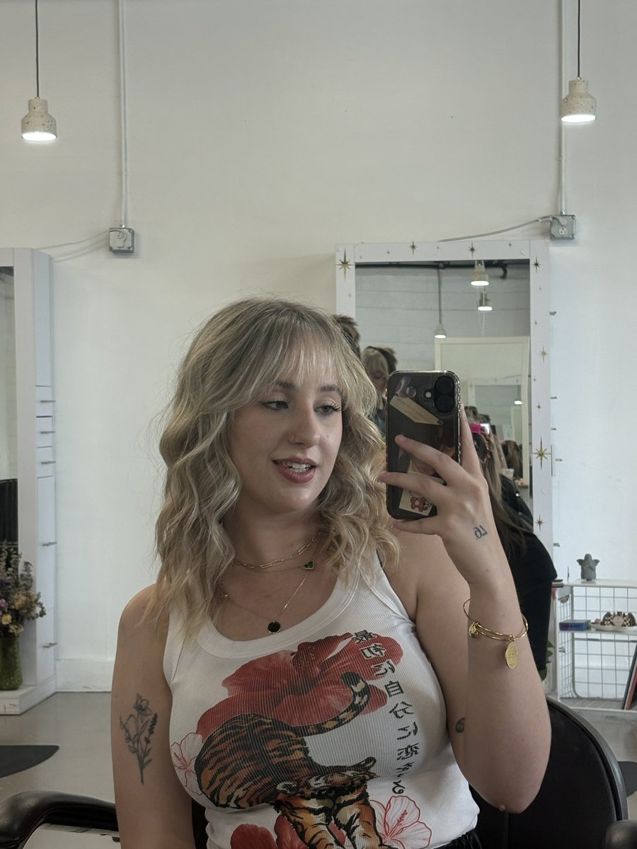stargirlkooky's tweet photo. idk my hair ate tho https://t.co/EGcqKiqokq