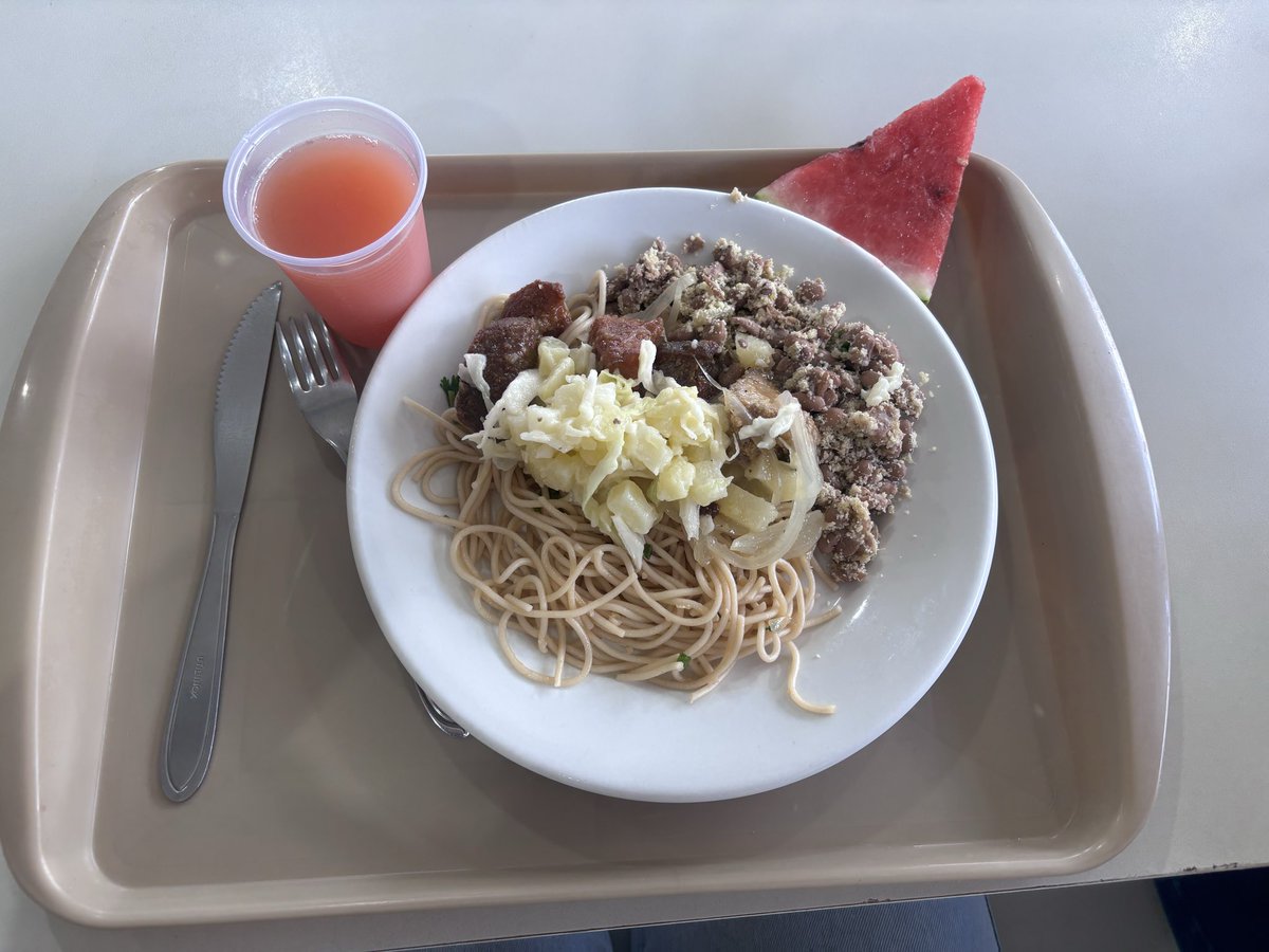 vaiinflow's tweet photo. #Rutwt feinho mas a salada tava mt boa https://t.co/CZvtv0gW30