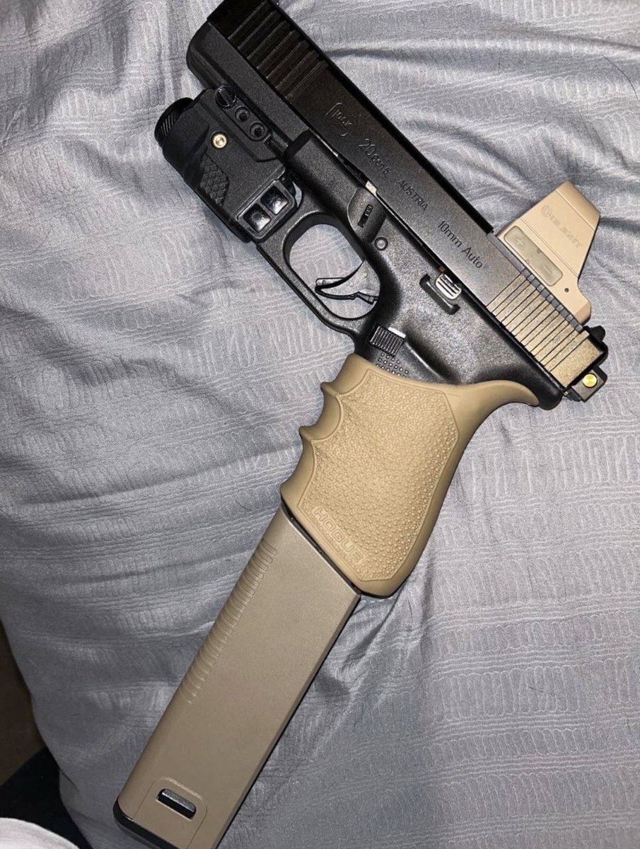 BabysmavksTele's tweet photo. Glock 20 gen 5 

Only $450 

https://t.co/14TTNDCQT6 https://t.co/7tNrYPe0RM