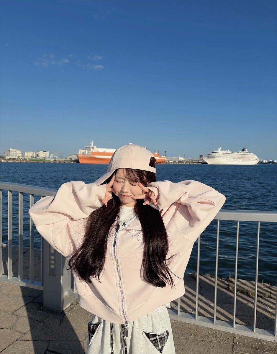 aikaloverii's tweet photo. 반햇어요 https://t.co/ER0cwqRG20