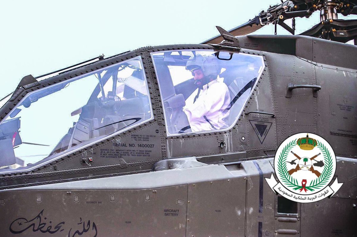 voovh's tweet photo. AH-64 Apache  .. 
على متنها ولي العهد الأمير محمد بن سلمان 🇸🇦 حفظه الله .. صورة قبل سنوات. https://t.co/d5FnR2QBD3
