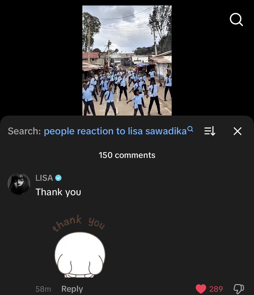 moonstarlili's tweet photo. LISA COMMENTING ON TIKTOK??? AND THANK YOU???? https://t.co/95Vpc2yPdC