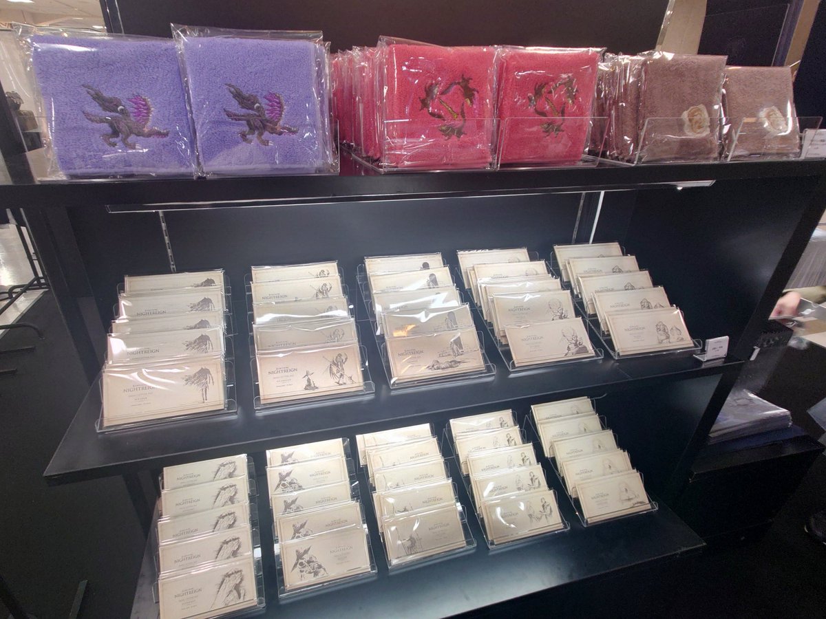 hikoubotan's tweet photo. いつも催事で戦場と化す6階がナイトレインだらけで私は嬉しいよ https://t.co/AJb42ap5mx
