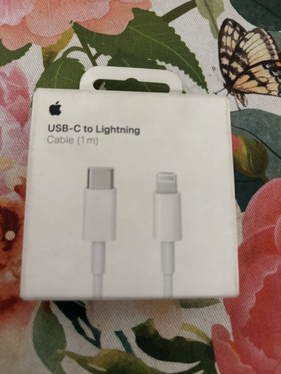 Rameshbhimtal's tweet photo. Dear Blinkit Team, @letsblinkit 

This is extremely disappointing and unfair.

I ordered a USB-C cable early this morning, realised the mistake immediately, and informed your delivery partner within 30 seconds of delivery. I also contacted support immediately, only to receive a one-line reply saying, “Return is not allowed as per policy.”

Is this how you treat consumers? If the product is of no use to me and the issue was reported immediately, why should I be forced to bear the loss?

I am attaching the product photo. Please take it back or exchange it for the correct cable.

A policy cannot be used as an excuse to ignore a genuine customer grievance. Please escalate this to a senior team member and resolve it fairly.
@letsblinkit @blinkitcares 
#blinkit