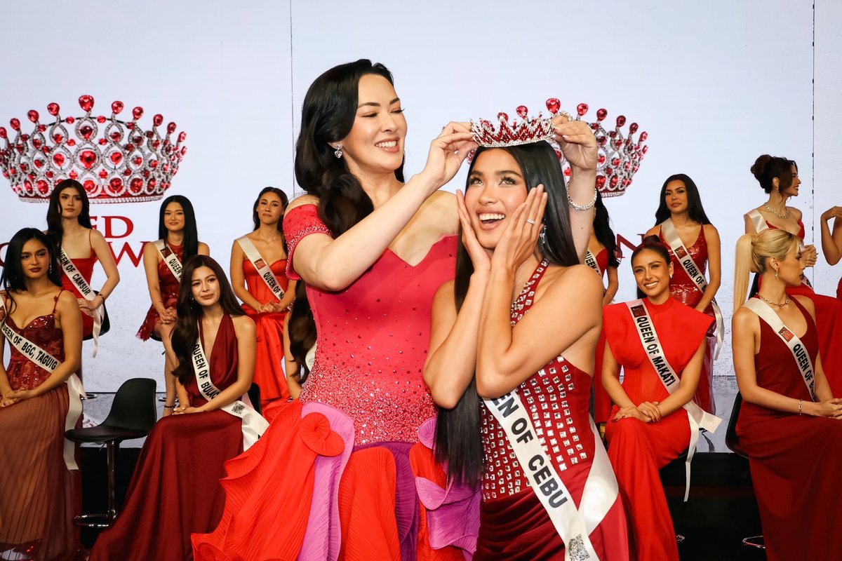 gmanetwork's tweet photo. A DAY FIT FOR QUEENS 👑✨

Take a look back at the highlights from the #RedCrownMediacon!

Don't miss #RedCrown — in cinemas October 28 https://t.co/LvwvSTYrfk