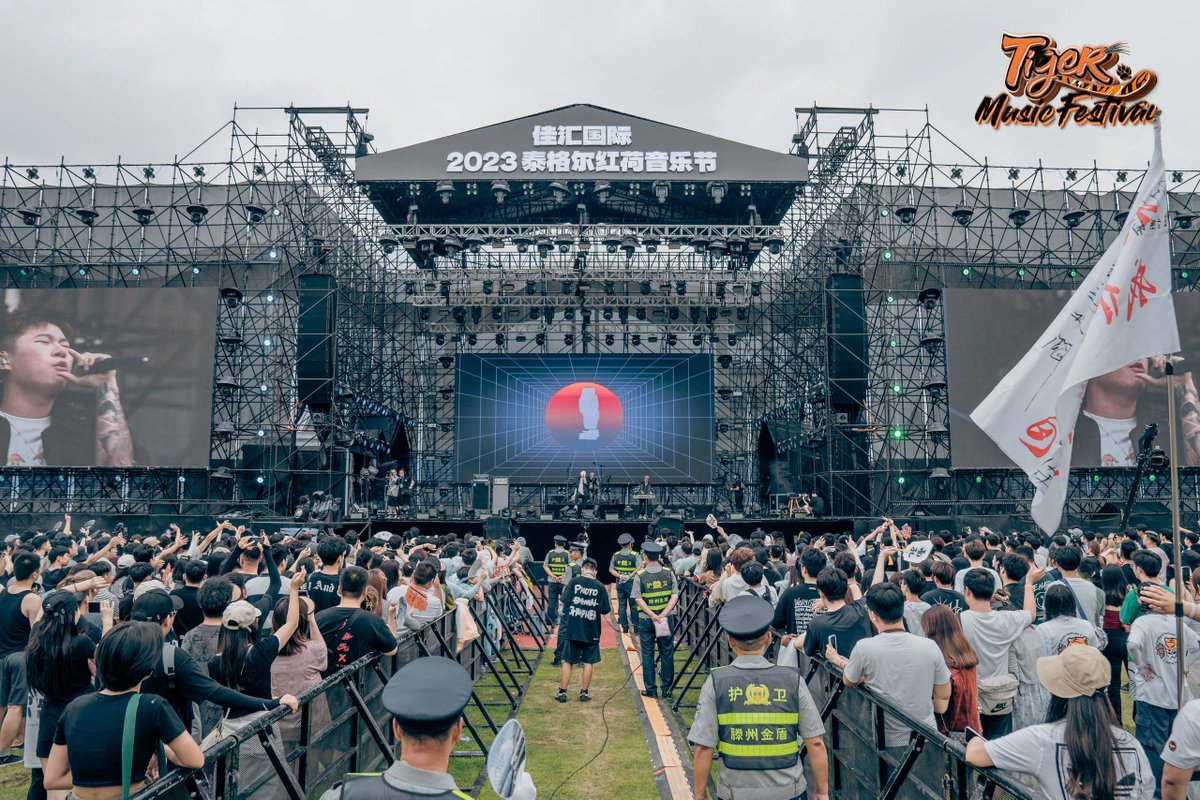 imemsksj's tweet photo. [This weekend, I'm at Tengcifulu music fest! The vibe's fire—can't wait to dance till dawn!]， https://t.co/ImYtZEsWQU