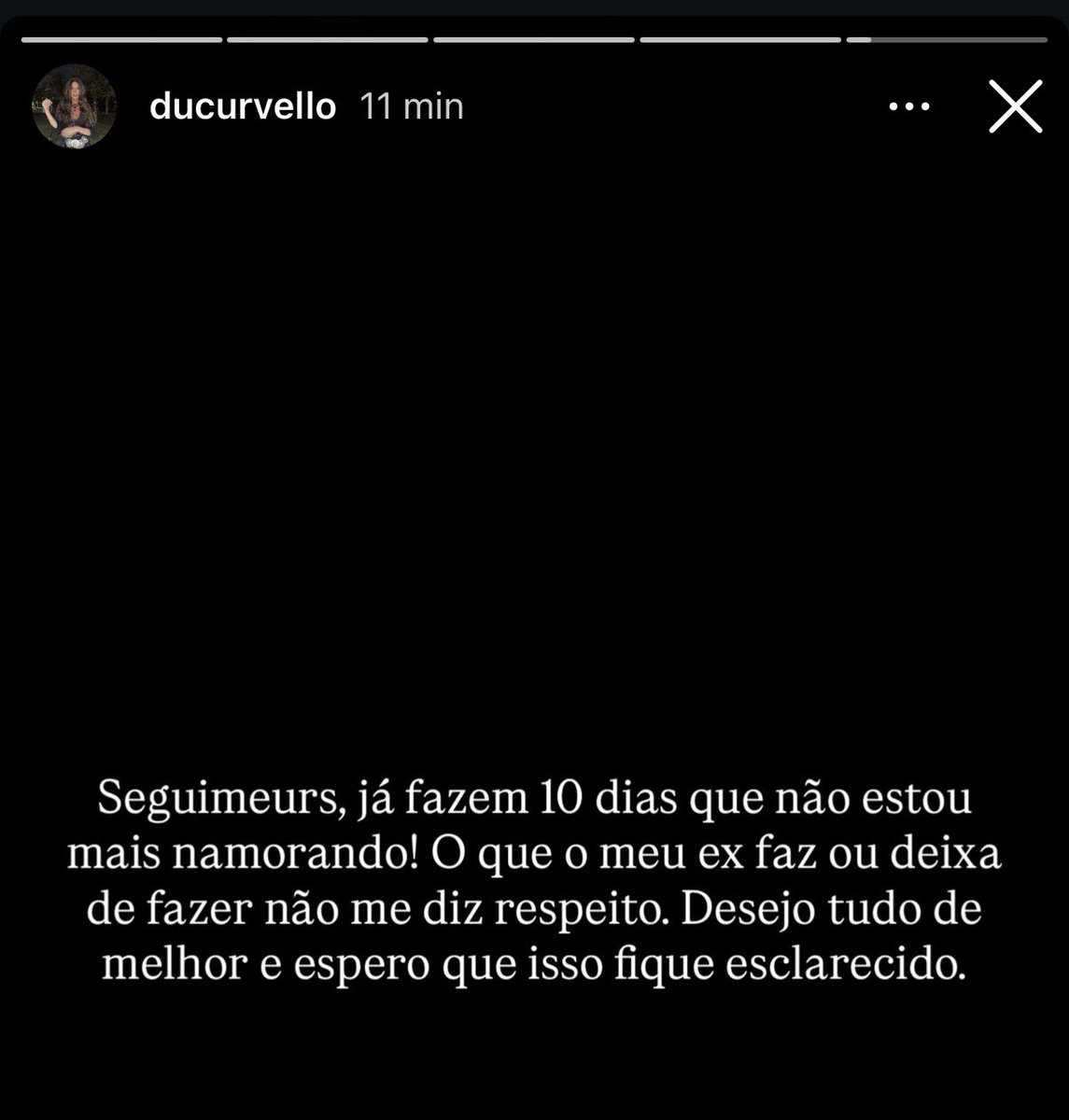 caarolipa's tweet photo. como assim a du curvello terminou?????????? https://t.co/AnVzh4S5Gd