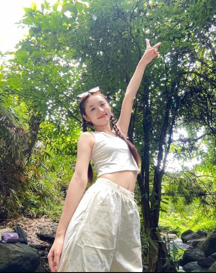 JonelleSchvu's tweet photo. 1✨"ตอนแรกก็ไม่เชื่อ จนกระทั่งลองใช้เอง... ไอเทมลับที่บิวตี้บล็อกเกอร์เกาหลีโหวตให้เป็นอันดับ 1!" 💖 ครีมกันแดดเนื้อซูเฟล่
600/1

       🆔: @846jxawi

   เพิ่มเพื่อน 
https://t.co/XHx48o0kBY

#แปดริ้ว📌 
แปดริ้ว📌
ฉะเชิงเทรา🛫💓🩷 https://t.co/bHbhXvYhPo