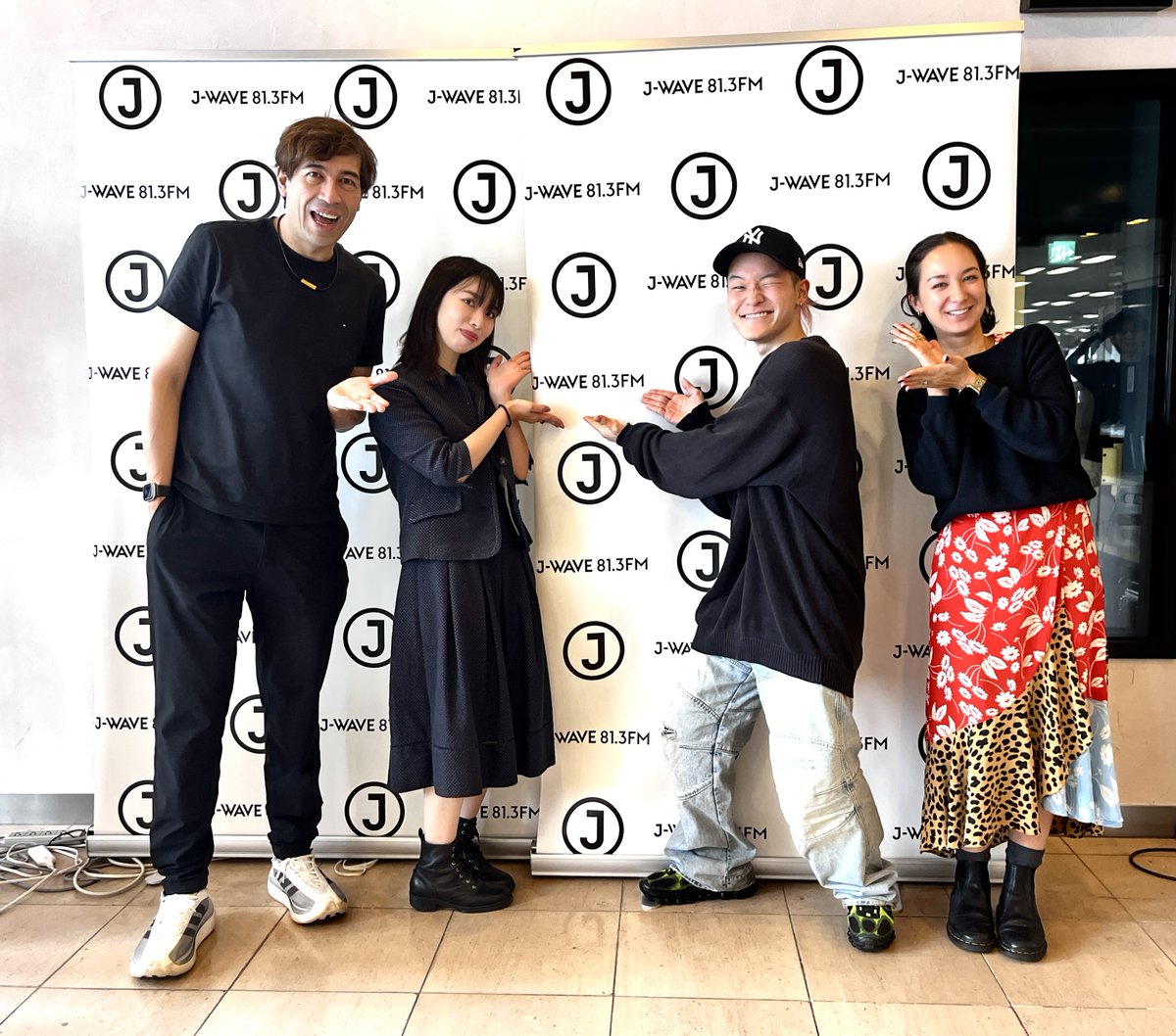 stepone813's tweet photo. 【MUSIC+1】

#ブランデー戦記 から
#みのり さんと #ボリ さんが登場！
@minorigaoka_sta
@boribred_j

9月23日に
新曲『ブラッド♡スパークス』
がリリースになりました🎉

ライブ情報もチェック⚡️
https://t.co/z6yRh6Q5jK

📻https://t.co/XQNrXwC2vF

#stepone813 #jwave https://t.co/npPJ9yz901