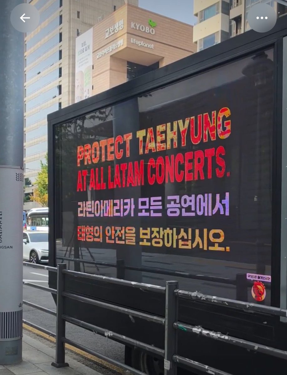layovermoods's tweet photo. a truck demanding Hybe to take action against constant death threats from jikookers and concern of safety in the upcoming concerts in South America is parking outside Hybe rn, hopefully hybe will not ignore like always and take immediate actions to this serious issue 🥲

PROTECT TAEHYUNG 
#ProtectTaehyung  
@HYBEOFFICIALtwt @bts_bighit
