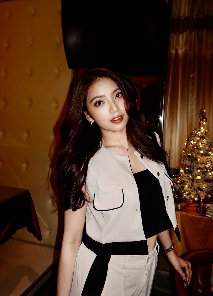 peanutbarcandy's tweet photo. ini yang katanya lagi HOT banget !!!! https://t.co/FMI2DooTtn