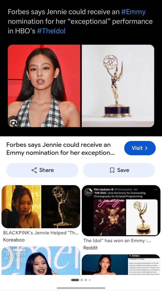 Wonnah3mc's tweet photo. @laxtbeki Lisa be like: But Jennie have BILLBOARD,I HEART RADIO, EMMY And more. And me? Stuck in VMA cause of Fred! https://t.co/qJDu6Os5IO