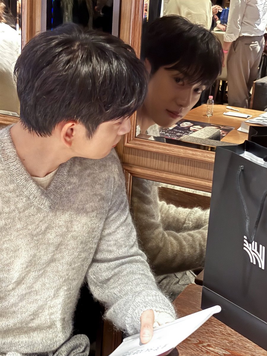 ssom922's tweet photo. 인스타랑 버블 사진 다르게 줘서 좋음 보통 녕수니들한테만 더 귀여운 걸 보여주는 것도 좋음 https://t.co/VGZwtE9rPK