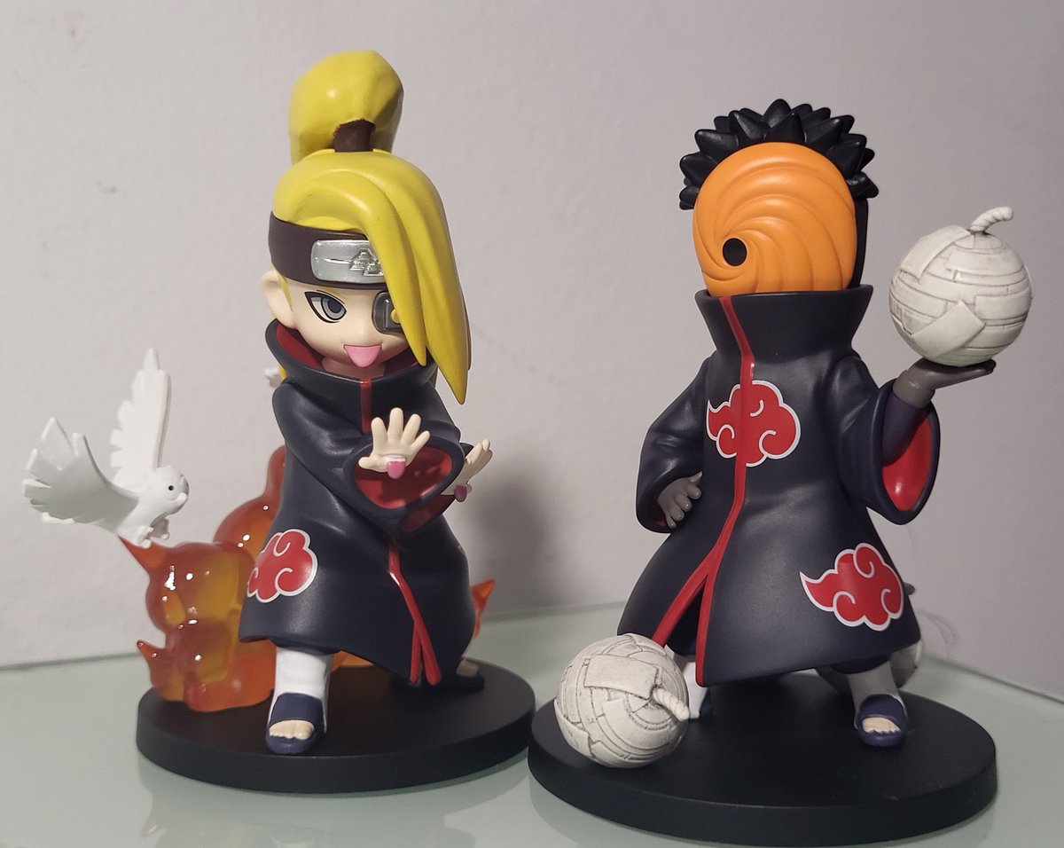 The_Zard_'s tweet photo. New pair of blorbos acquired https://t.co/a5CKBWzQPa