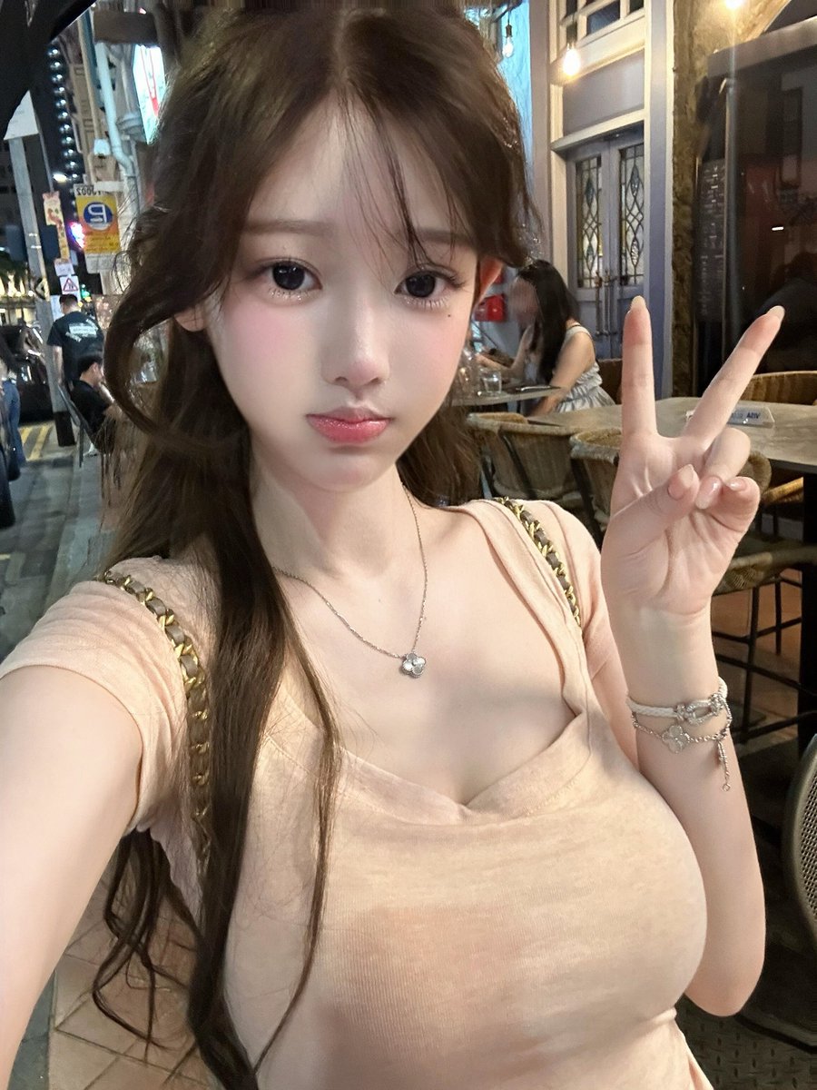 124Fastback's tweet photo. 第一次玩推  

为什么非要加微信啊？  

加qq不可以吗   加的留言1 https://t.co/8DcdpiTBMc