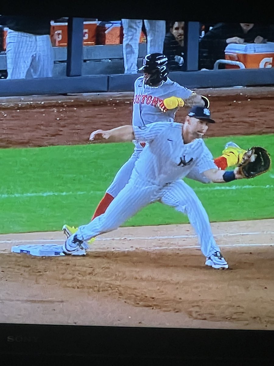 ya1927's tweet photo. Again, @Jomboy_  can you please look into this and address it with Boone… goldy can always stretch quite a bit more.. luckily this was still an out… worst first baseman stretch in baseball… https://t.co/LNwrBYx4ix