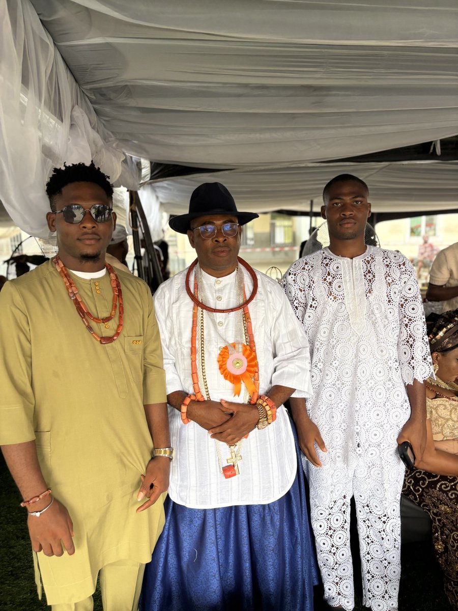 Chiefamaliliste's tweet photo. CHIEF AMB. AMALILI STEPHEN CHINEDUM joined Ohanaeze Ndigbo, Delta Central and South Senatorial Districts in celebrating the 22nd Igbo Day Cultural Celebration.
A wonderful gathering celebrating Igbo culture, unity, and heritage, with friends, well-wishers, and non-indigenes. https://t.co/dWtQ2yfXWH