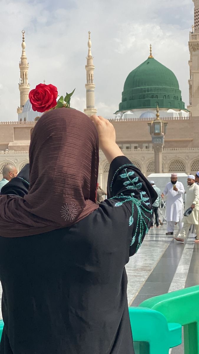 Gull_Khanm_'s tweet photo. السلام علیکم 
جب اللہ کو اپنا وکیل بنا لو
تو پھر دنیا کی ہر عدالت سے بے فکر ہو جاؤ۔
وہ بہترین کارساز ہے
#داستان_دل https://t.co/KYqwCXGmug