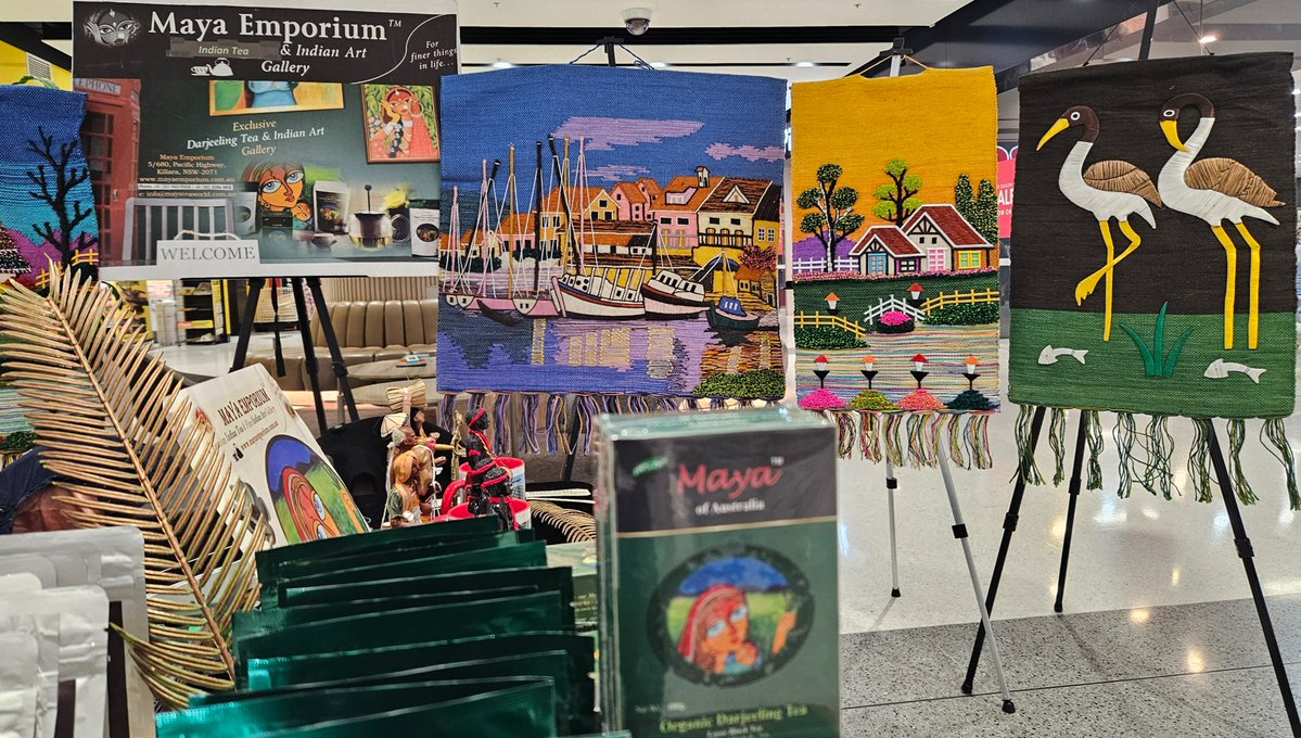 MayaIndianArts1's tweet photo. We were at #Belrose last weekend #exhibiting our premium #IndianTea &amp; fine #IndianArts. Thanks all who stopped by for a quick chat &amp; the kind appreciations. It was #IngenuiTEA &amp; #BeauTEAfication.
#MayaEmporium #Indianart #gallery #mayaofaustralia #indianteainaustralia #MayaFest https://t.co/wwjUWf7fpt