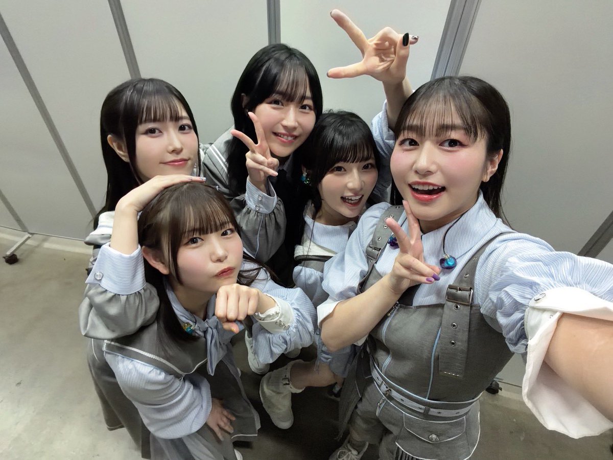 kohinatamika's tweet photo. MyGO!!!!!×Ave Mujica ツーマンライブ
「"moment / memory"」Blu-ray

本日発売です✨
是非何度でもお楽しみください🧭🌙

#バンドリ #moment_memory https://t.co/ppNIYoAqoF