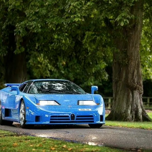 chevallier8q1's tweet photo. 1993 Bugatti EB110 Super Sport
#NewCars #CarLovers https://t.co/pxKdD14CGu