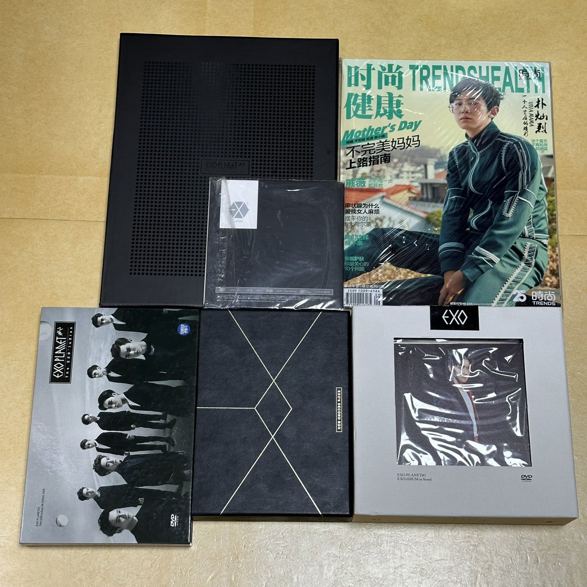 asdfg1234_5's tweet photo. 엑소 앨범 및 굿즈 양도합니다

1번 일괄 3.5
2번 일괄 5.0
3번 일괄 2.5

쿨거 에눌가능 디엠 주세요 ! 

시우민 수호 백현 찬열 디오 카이 세훈 포카 엑소디움 엑솔루션 포토카드 포카 키노 콘서트 md https://t.co/sMGo5Vshtj