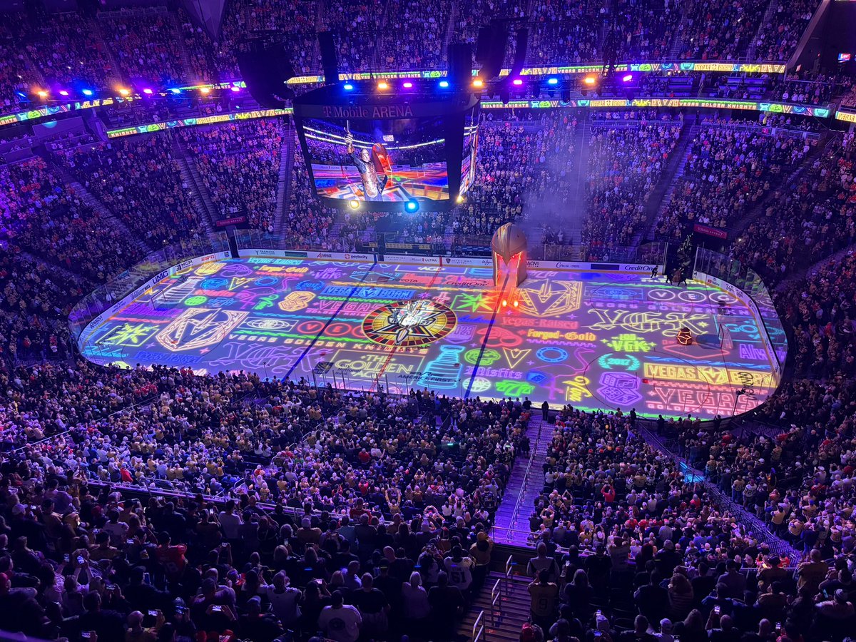 SinBinVegas's tweet photo. Leaning into the neon graphics is awesome. https://t.co/FOWX8odDWj