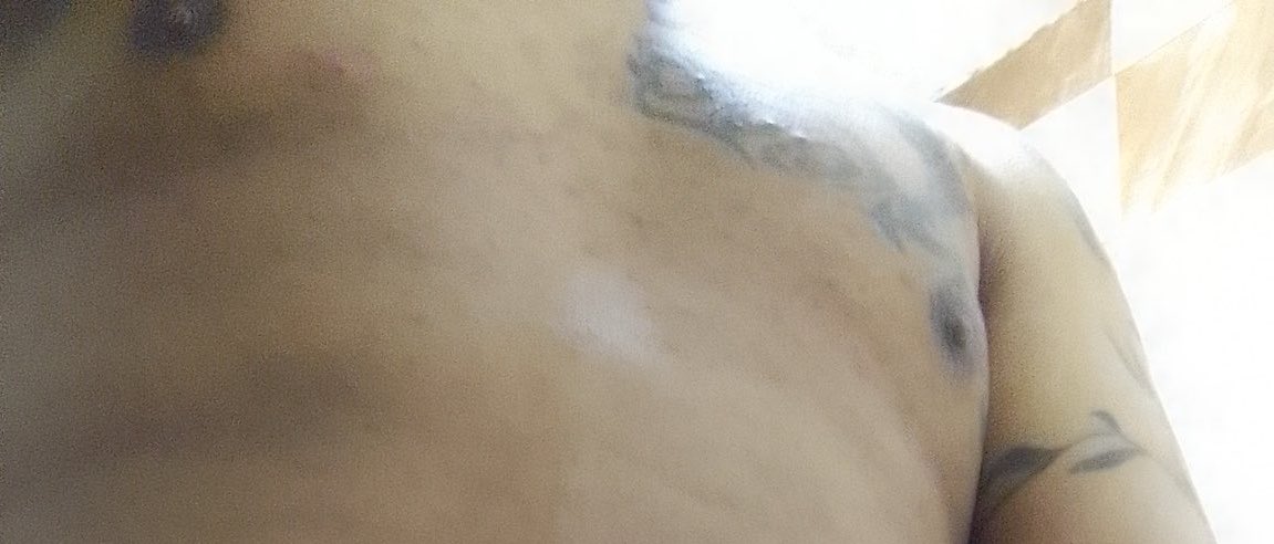 isa_cogedor's tweet photo. Me chuparían mis pechos de hombre? https://t.co/skM8mwTx3V