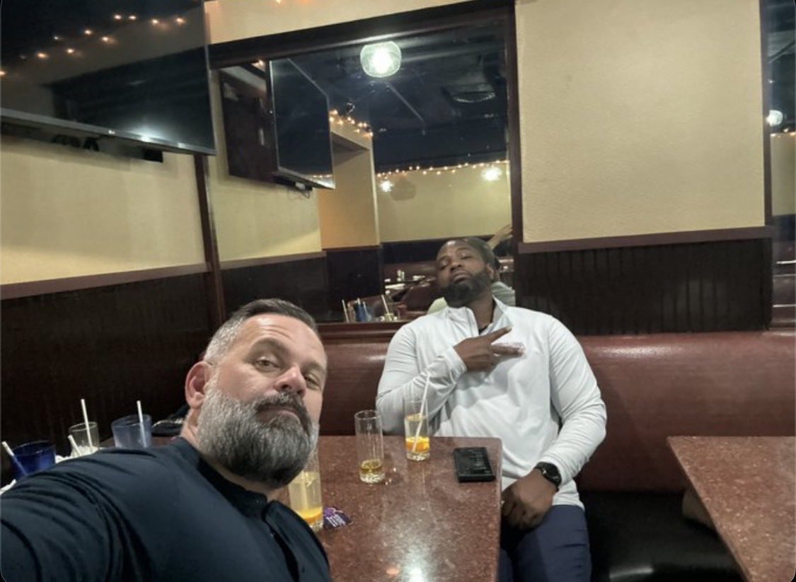 321FLSpaceCoast's tweet photo. Why would anybody believe anything that comes out of that conman’s mouth. These are recent photos of Byron being the ignorant thug that he is. They aren’t photos from Byron’s teen years. They are recent history. 

Why would anybody vote to fill Gov. DeSantis’ shoes with this grifting conman ?