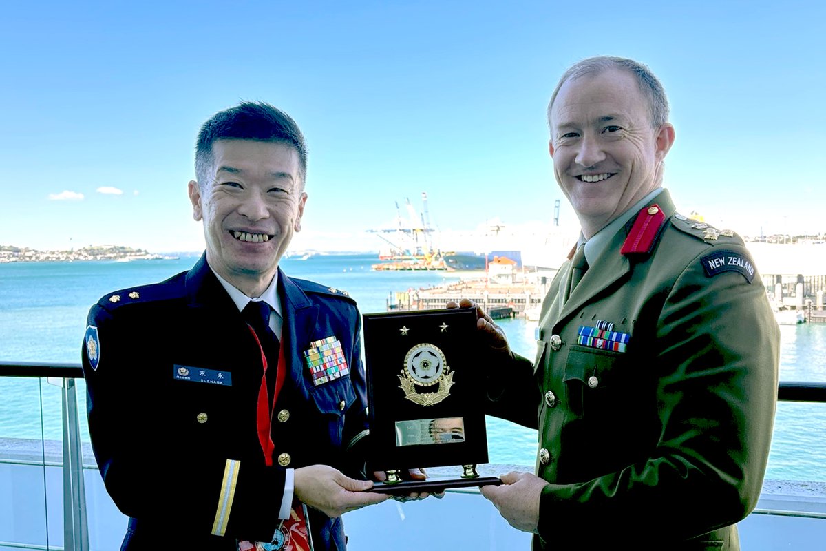 JGSDF_pr's tweet photo. 【#IPAMS】#陸上自衛隊 は、末永陸上幕僚監部防衛部長を代表として、９月２１日から２４日までの間、ニュージーランドで開催されたインド太平洋地域陸軍管理セミナー（ＩＰＡＭＳ）に参加しました。
本セミナーにおいて、末永部長は、パネルディスカッションへの参加、オーストラリア、バングラデシュ、カナダ、韓国、ニュージーランド、フィリピン、イギリス及びアメリカの陸軍将官との二者懇談及びグループディスカッション等を通じて、各国の安全保障環境及び今後の連携の方向性について認識を共有しました。
陸上自衛隊は、引き続きインド太平洋地域における平和と安定のため、多層的な防衛協力・交流を戦略的に推進して参ります。