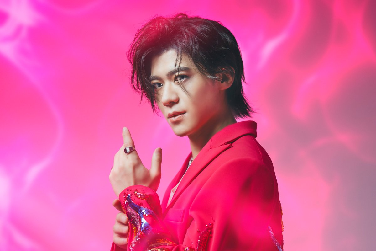 kayopops_tw's tweet photo. 🦁明日放送！！✨✨

『#新浜レオン SPECIALミュージックビデオ特集』
📺10/4(日)午後1時

🔸デビュー曲「離さない 離さない」から、木梨憲武プロデュース＆所ジョージ作詞・作曲の「全てあげよう」「炎のkiss」やWAKI WAKIダンスで話題となった「Fun! Fun! Fun!」などの歴代シングル、さらにTVアニメ『名探偵コナン』のOPテーマ「愛のFIRE」まで新浜レオンのミュージックビデオを本人コメントでお届けするSPECIAL企画🙌

くわしくはこちら👇
https://t.co/Pmsc0bVNB7