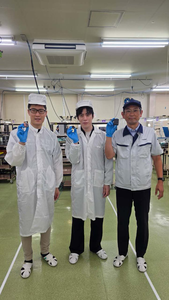 Asahi_denshi's tweet photo. CIO様とYouTuberのイチケン様にご来社いただき、国産充電器プロジェクトの進捗をご確認いただきました。
Makuakeへの応援コメントも多数いただき、関係者の皆さまのご支援に改めて感謝申し上げます。
#アサヒ電子 #CIO #国産 #充電器 #福島 #伊達 #モノづくり #国内製造 #NEWFACTORY #makuake https://t.co/ePZv7HEZwx