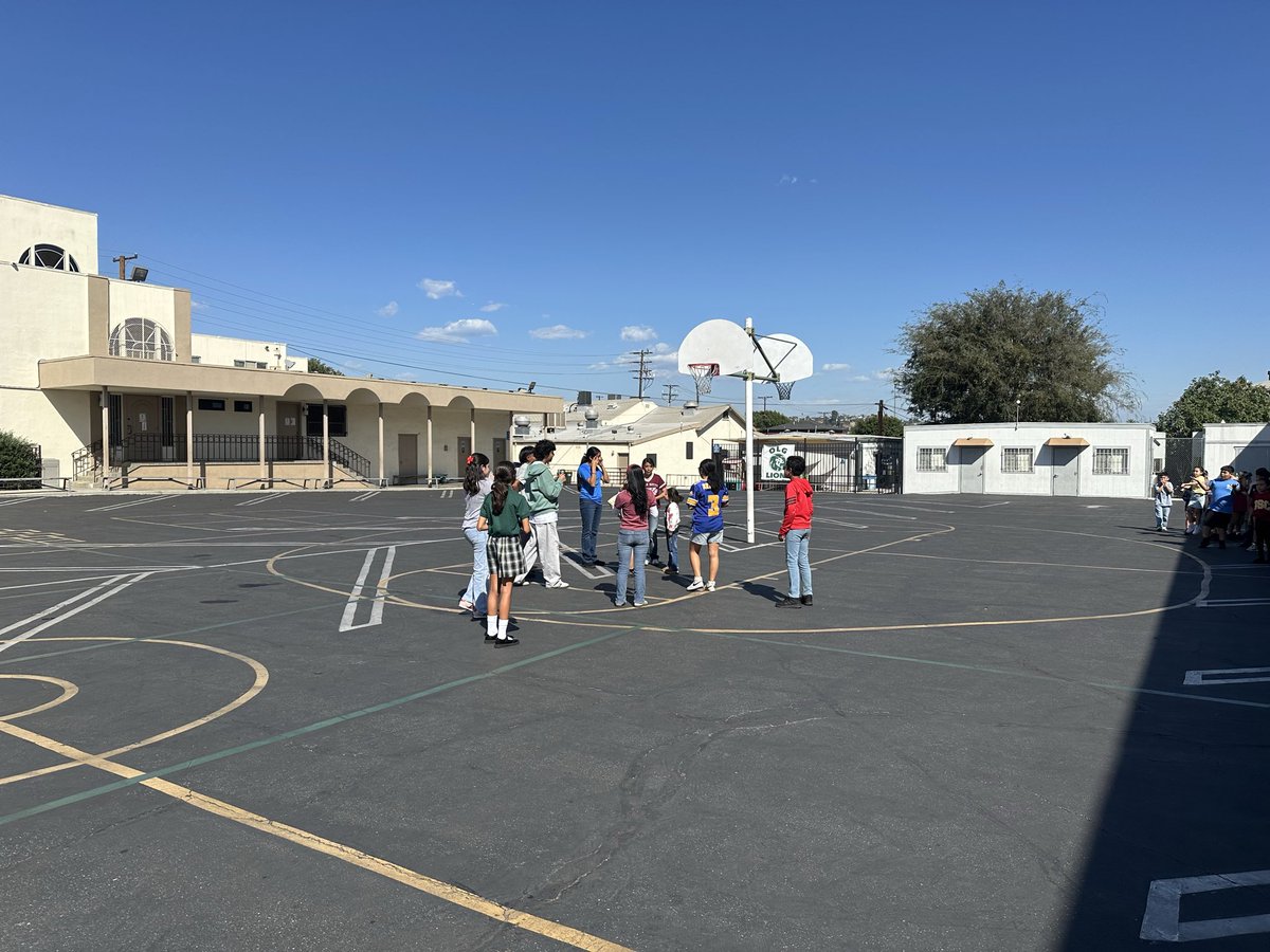 OLGLionsLA's tweet photo. OLG Lions are college bound!! Our amazing 🤩 students rocked their favorite college shirts and colors during our spirit rally! 💚💛🦁🎓🌟
#CatholicEducation #OLGLions #Community #Tradition #Faithbasedlearning #olglionsla #CollegeSpiritDay https://t.co/IO8WBf5kCF