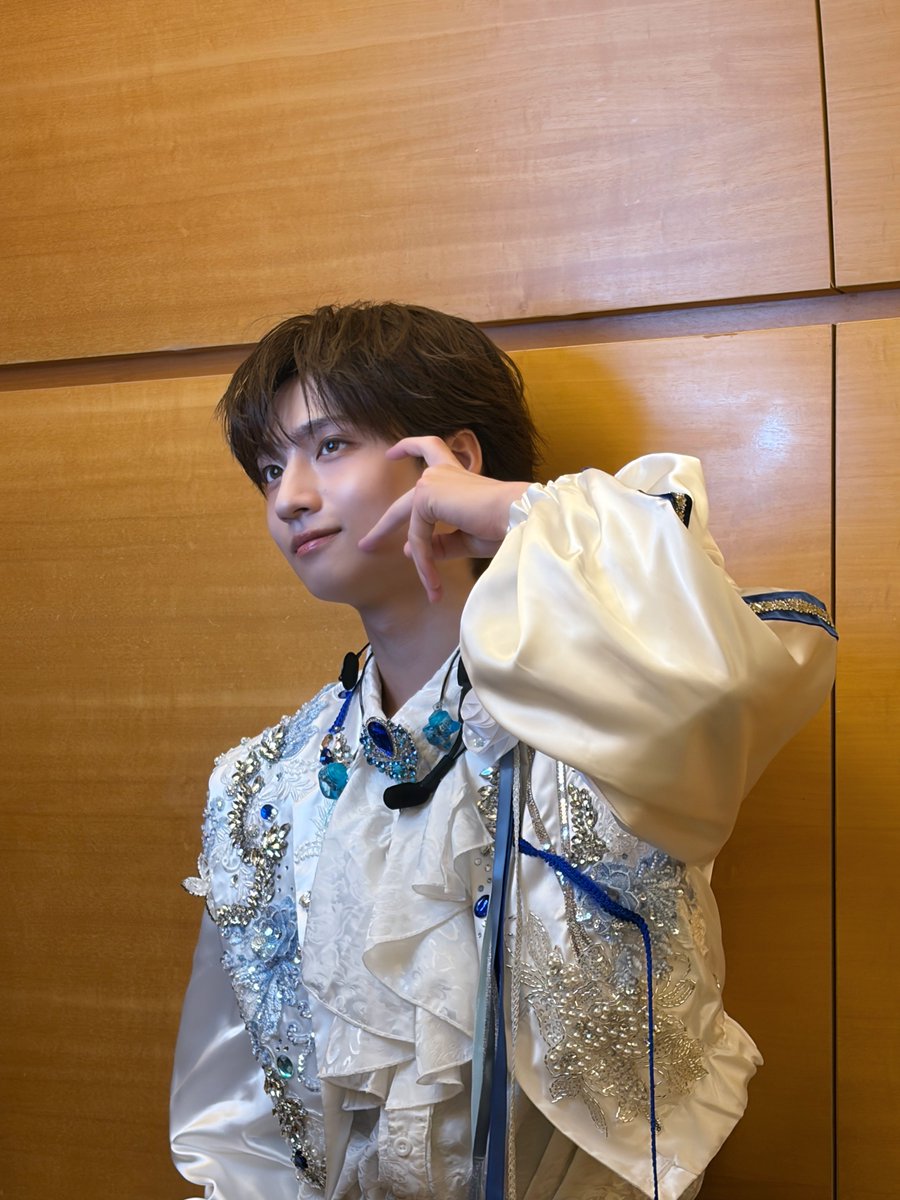 ICEx_official's tweet photo. #こんにちICEx
#志賀李玖
#COOLer

ICEx Fifth Concert Tour 2027''NICOx LAND''
『ICEx COOLer BOX』会員先行受付中！🎡
https://t.co/Xg34hR2ah7

▼#ICEx 公式HP🧊
https://t.co/NhW8OoPkEt https://t.co/kdpVxRCAra