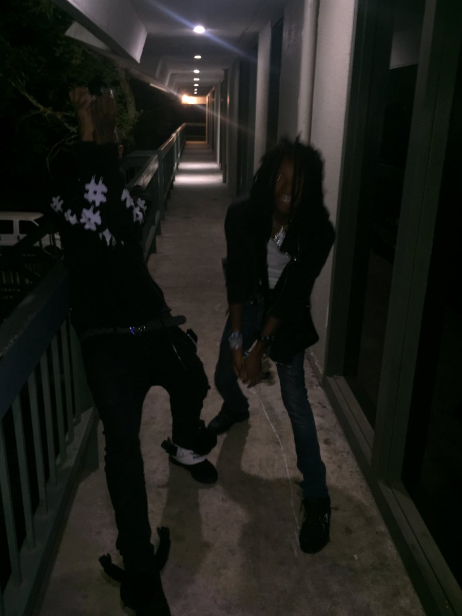 kepsami4l's tweet photo. Squaaad https://t.co/QD9lQJrmAq