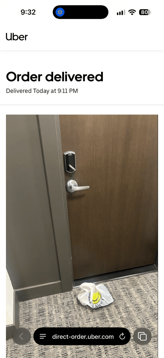 seebruh19's tweet photo. 🚨 @Uber_Support Your driver dumped my package at a random door in a 500-unit building, then deliberately framed the photo to hide the wrong address. I left exact directions. This isn’t a mistake—it’s photo fraud. Will you fix this publicly or keep ignoring it? 📦 #UberEats https://t.co/VgWZ9sXLIx