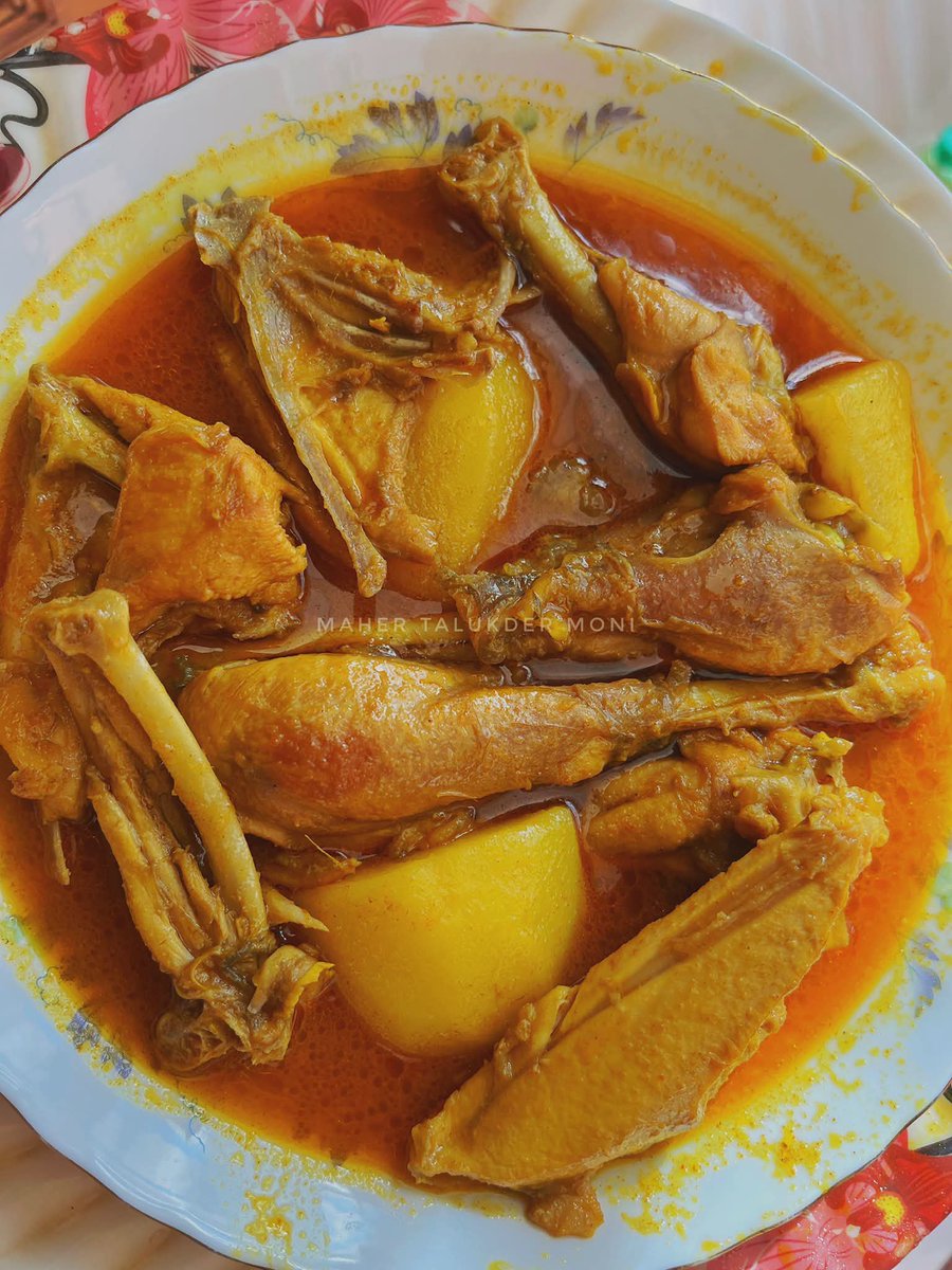 halalhimalaya's tweet photo. For today in himalaya🏔 Bangladesh 🇧🇩 home made food 🇧🇩 🐟🐟🍆🍆🦌🦌🌶️🌶️🐐🐐🌶��� https://t.co/Hgs25HUzLE