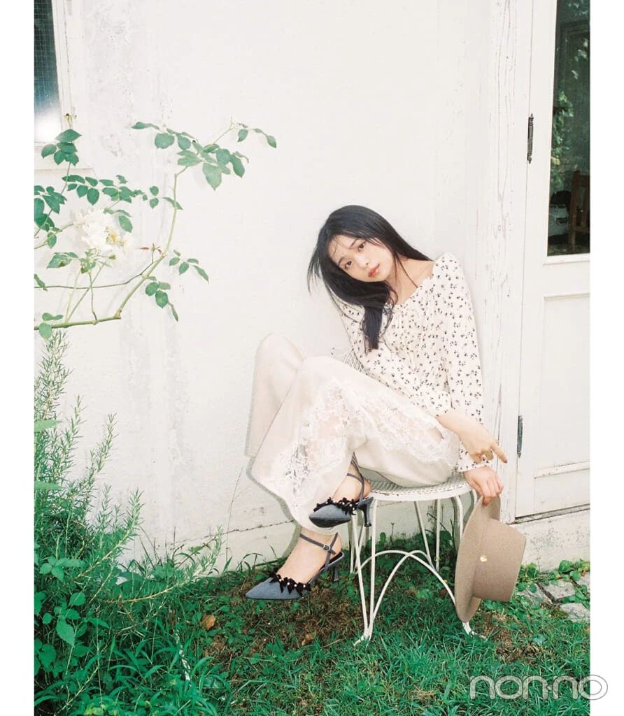 nonno_staff's tweet photo. ＂可愛い＂に大人っぽさを
ひとさじきかせるNEWスタイル♡

#林芽亜里 、20歳の今
「めあガーリー」始めます🎀
▶▷https://t.co/zcB0wbckqT https://t.co/MyTYFB4naM