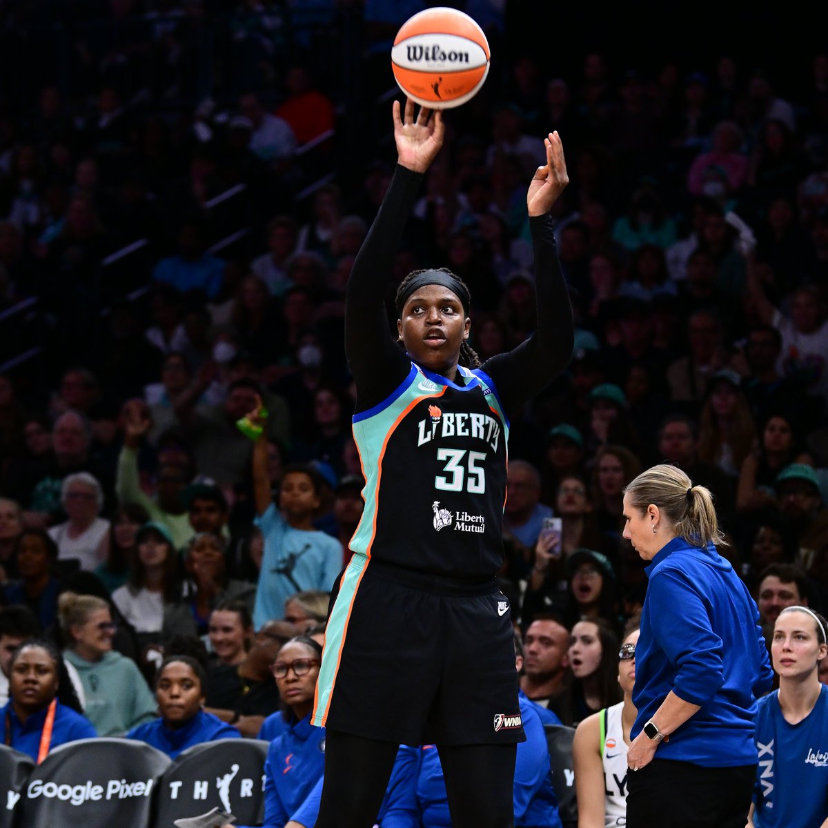 WNBA's tweet photo. POV: YOU JUST BECAME THE FIRST NO. 8 SEED IN WNBA HISTORY TO DEFEAT A NO. 1 SEED 🚨

2026 WNBA Playoffs presented by @googlepixel https://t.co/Z5la1OVuxS