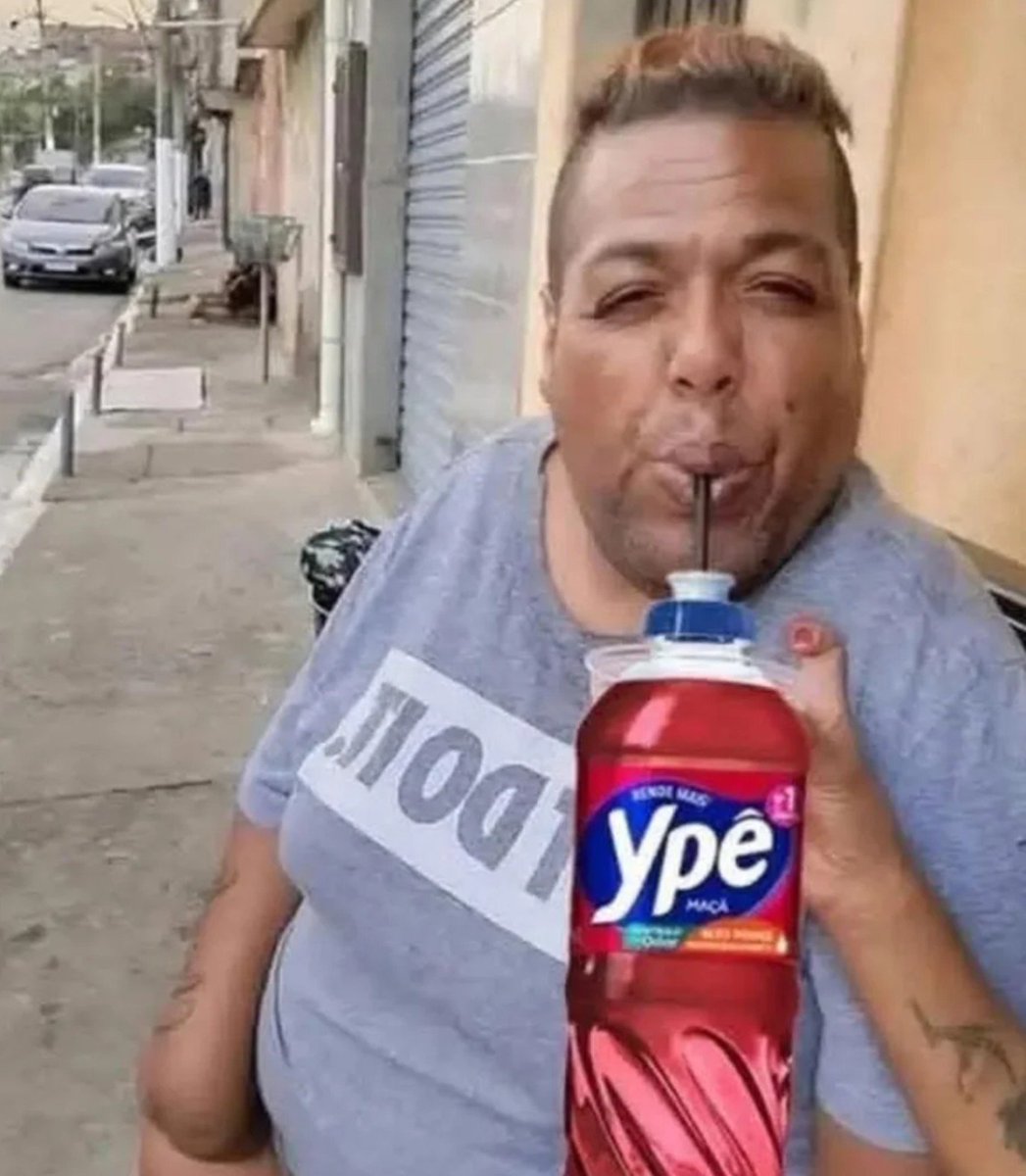 _iandroo_'s tweet photo. Os eleitores do bolsonaro: https://t.co/KfDDOJrs9S